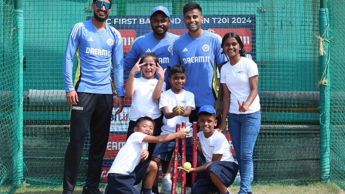 Children from Bengaluru NGO meet Indian national cricket team players